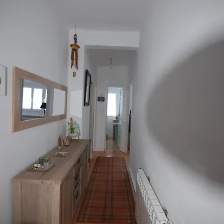 Piso Entremurallas Apartment